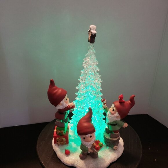 Precious Moments Other - Precious Moments Gnomes Trimming The Tree LED FLAWS
